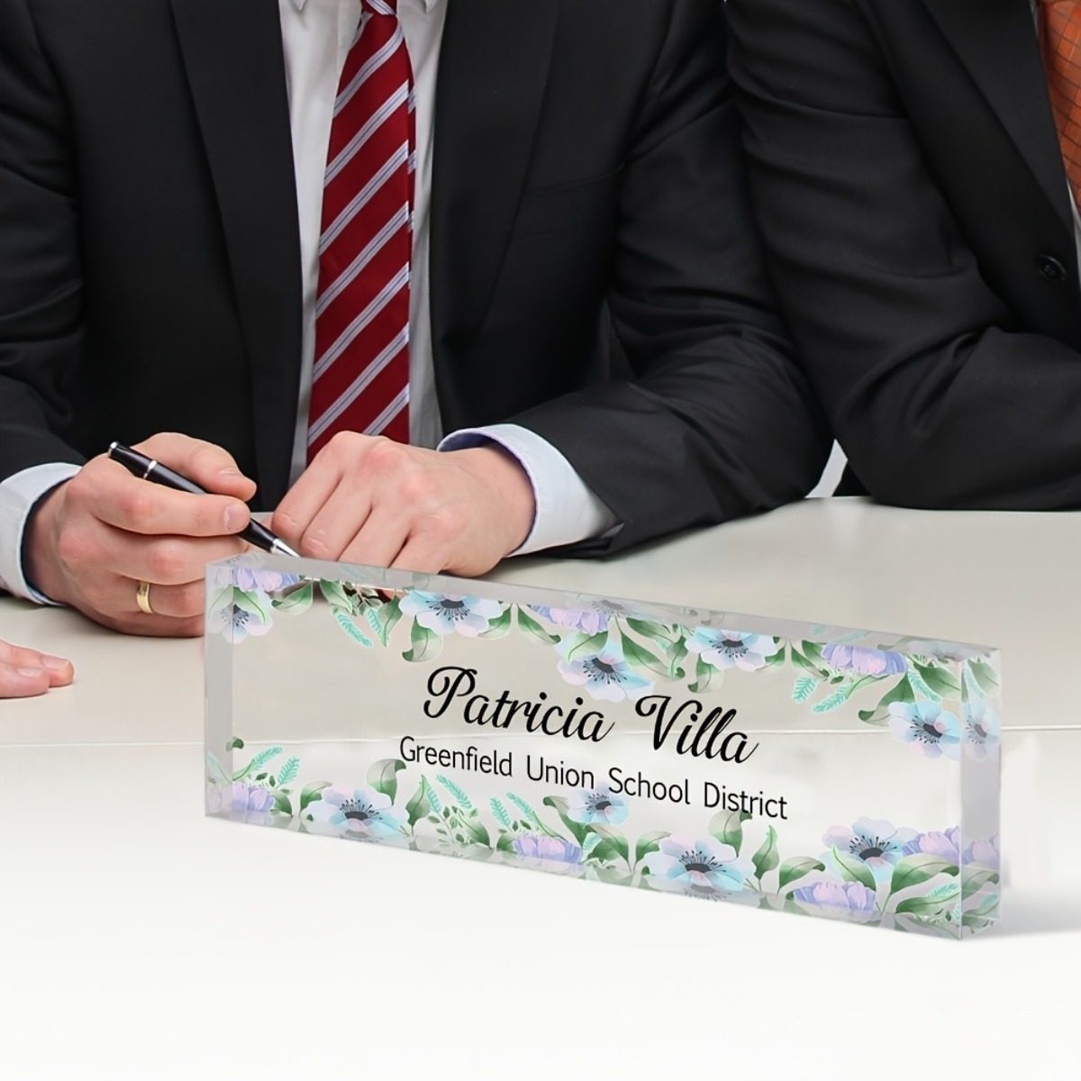 [2D Flat] Floral Pattern Acryl – обзор и цена Desk Name Plate